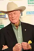 Larry Hagman dans le rôle de John Ross « J. R. » Ewing