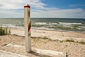 Borne 1 de la frontière au bord de la Baltique