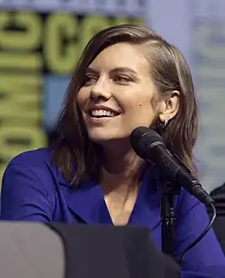 Lauren Cohan : Agent de la CIA Francesca « Frankie » Trowbridge / Fiery Tribune