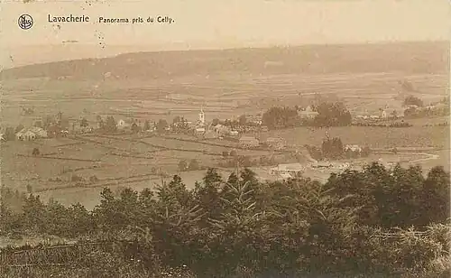Vue sur le village vers 1902.
