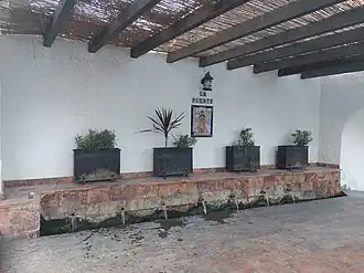 Fontaine du lavoir municipal