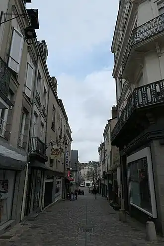 Image illustrative de l’article Rue du Pont-de-Mayenne