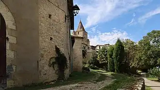 Face nord du vieux village.