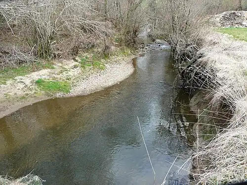 En amont de Gengireau, en limite de Sarrazac et Saint-Sulpice-d'Excideuil.