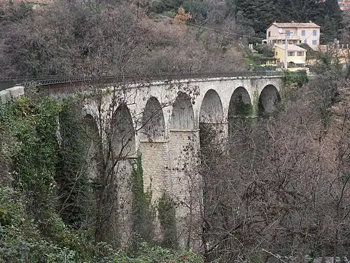 Viaduc du Riou de Bar.