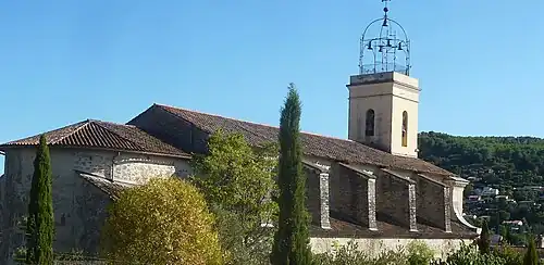 Chevet, façade nord-ouest et campanile.