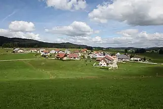 Le village en été.