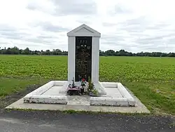 Le monument de la Plaine.