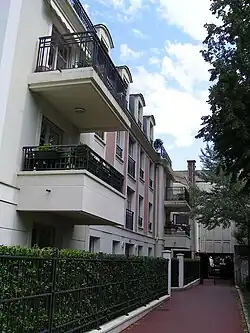 Immeubles récents au Raincy.