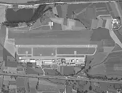 Aérodrome Grenoble - Le Versoud en 1983.