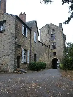 La face arrière du pavillon.