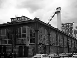 Le gymnase en 2006, avant rénovation, angle rues Japy et François-de-Neufchâteau.
