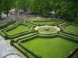Le jardin vu du château.