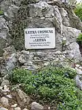 Plaque signalant la naissance de la Leitha
