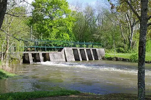 Les pelles sur le ruisseau de la Couture à Germeville.