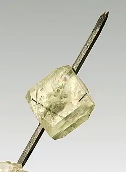 Image illustrative de l’article Leucophanite