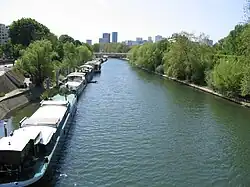 Bords de Seine entre Levallois et l'île de la Jatte.