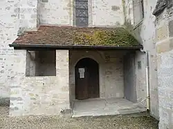 ... et son porche latéral.