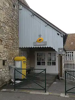 L'agense postale communale.