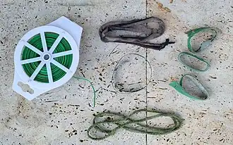 Liens utilisables en jardinage, souples ou rigides