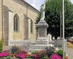 Monument aux morts.