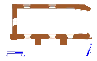 Plan en couleurs des vestiges d'un édifice religieux.