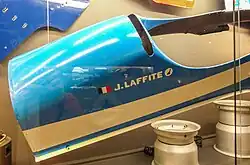 Photo d'un morceau de cockpit.