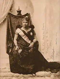 Liliʻuokalani, reine et dernier monarque d’Hawaï, compositrice de chansons célèbres.