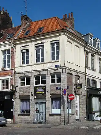 2 place Maurice Schumann