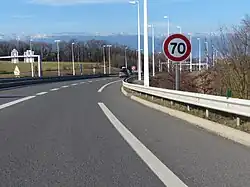 70&nbsp;km/h dans l'échangeur entre l'A40 et l'A41, Saint-Julien-en-Genevois, Haute-Savoie.