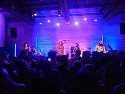 Description de cette image, également commentée ci-après