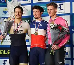 Podium du kilomètre élites.