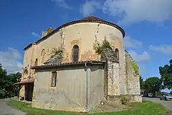Église Saint-Michel. La sacristie et le chevet