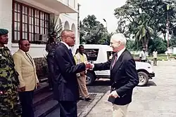 Claudel Lubaya reçoit M. William Lacy Swing