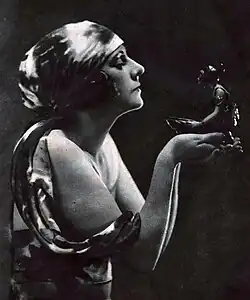 Description de l'image Lucillecarlisle.jpg.