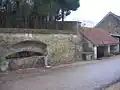 lavoir et abreuvoir alimentés par la source de Croinchin