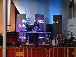 Description de cette image, également commentée ci-après