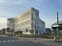 Le Lumen, principale bibliothèque universitaire du campus nord