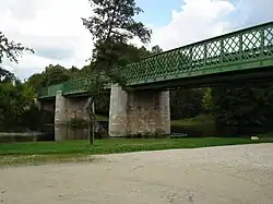 Le pont métallique du XIXe&nbsp;siècle en 2011.