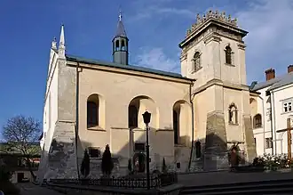 Église de tous les saints classée.