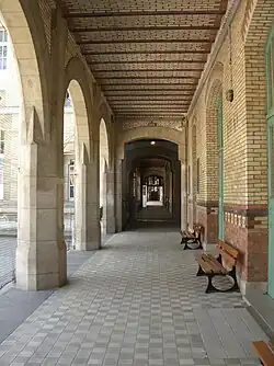 Arcades.