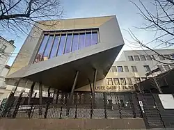 Description de cette image, également commentée ci-après