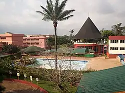 Description de l'image Lycée International Jean Mermoz Abidjan.jpg.