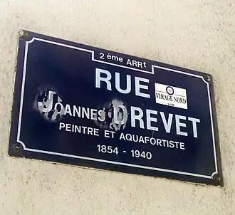 Voir la plaque.