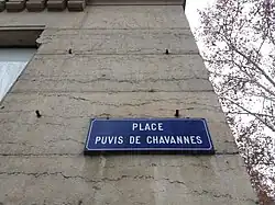 Voir la plaque.