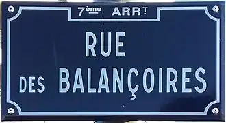 Voir la plaque.