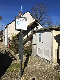 Ligne 11 : arrêt de bus Mâron en 2018.