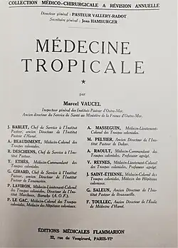  photo de la première page du traité donnant la liste des co-auteurs avec leurs titres et grades