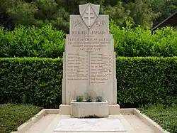 Stèle en hommage aux fusillés du 20 juin 1944.