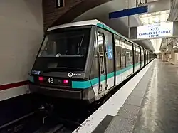 MP 89 CC modernisé à la station Kléber sur la ligne&nbsp;6 en février 2023.